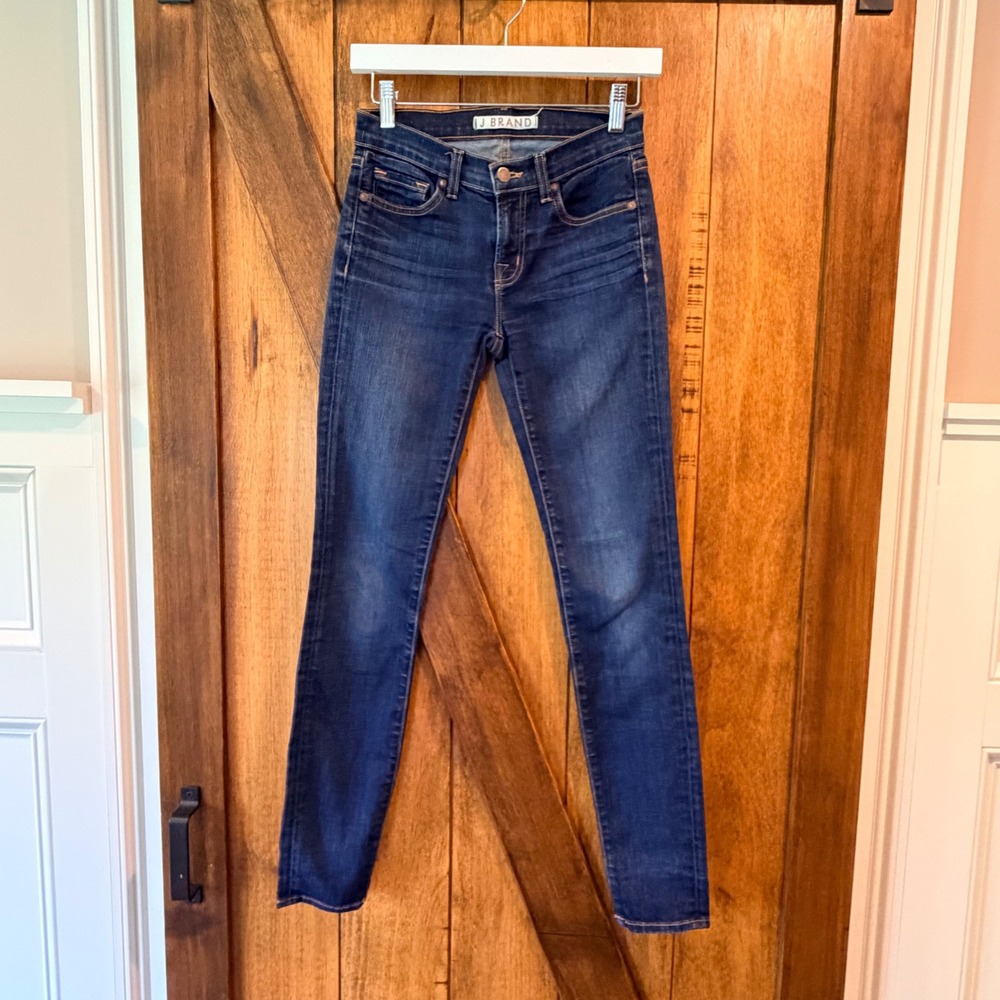 J Brand 811C032 Skinny Leg Jeans Size 25 Dark‎ Vintage Blue Womens
